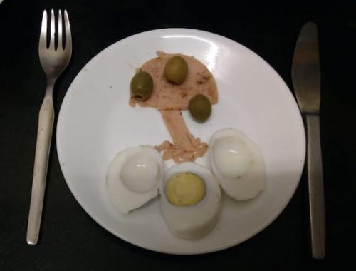 Olive tree near white rocks